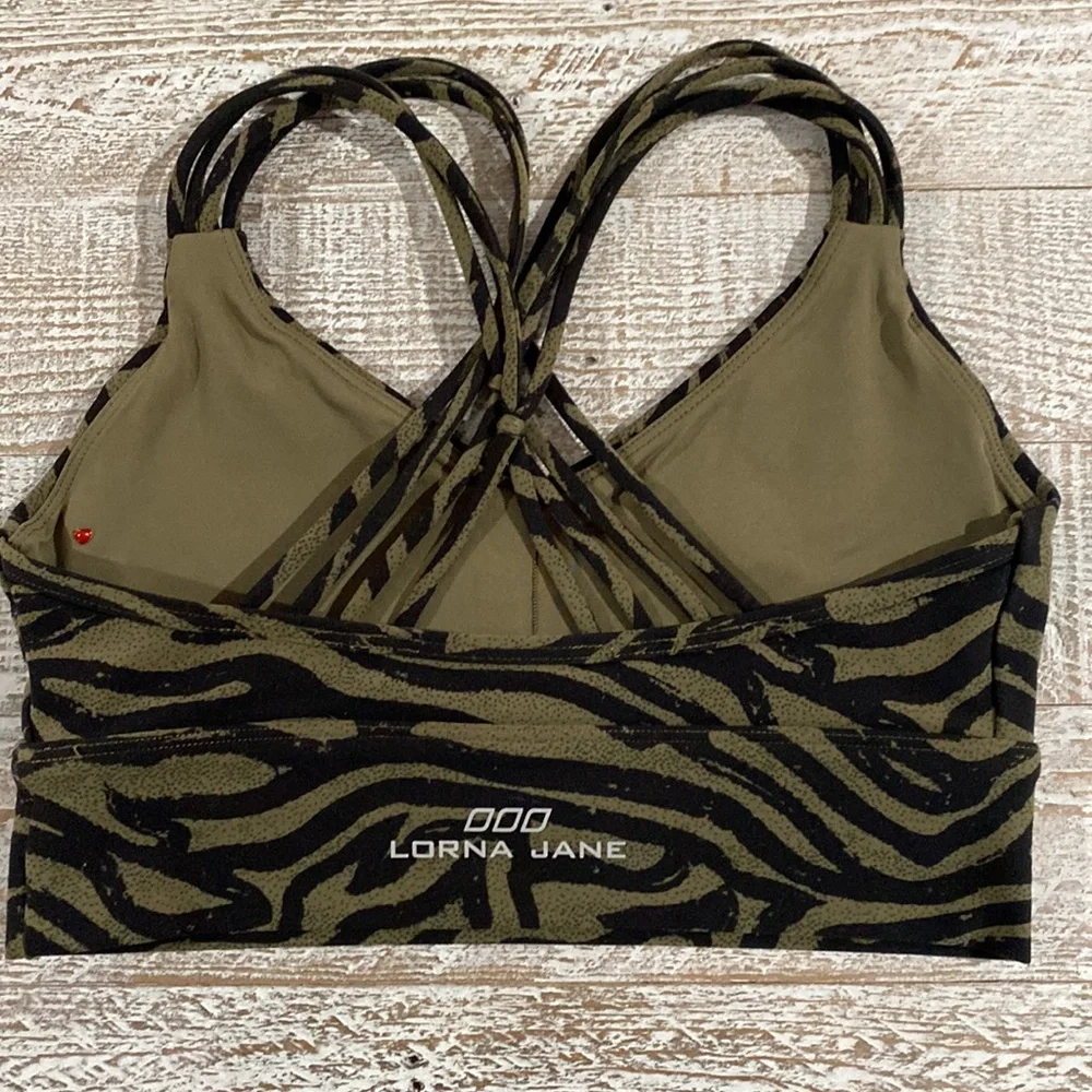 LORNA JANE Size XS Crop Excellent Cond ZEBRA - Picture 3 of 4